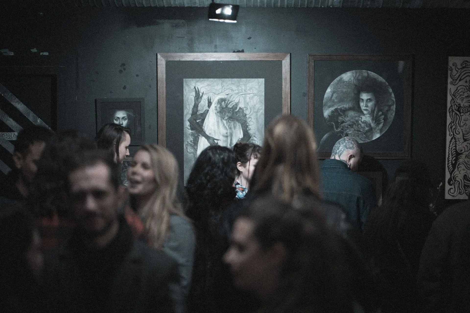 Visiteur-euses de l'exposition