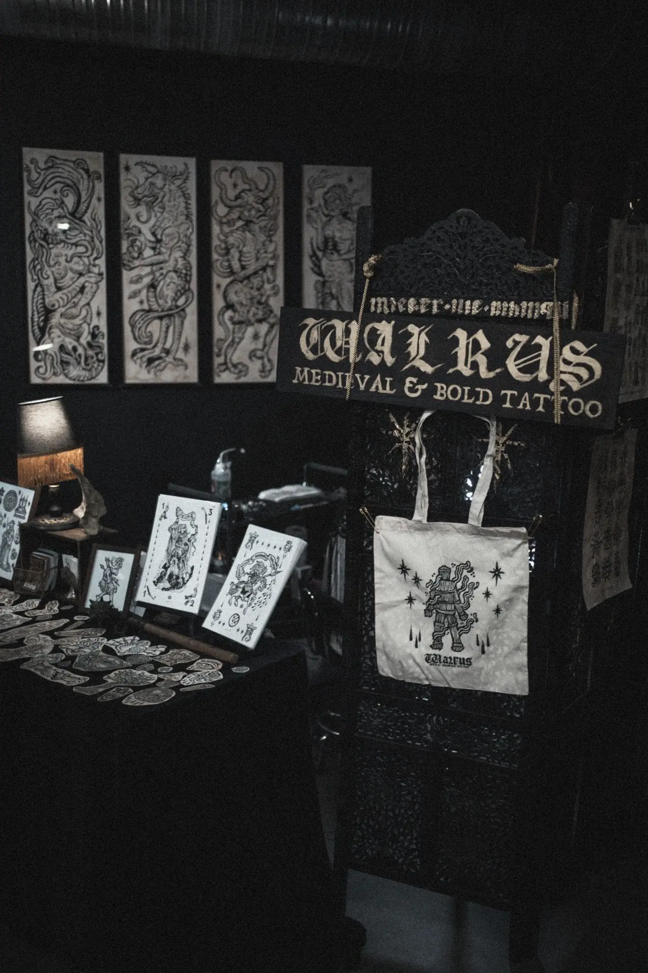 Box tattoo de la tatoueuse Walrus